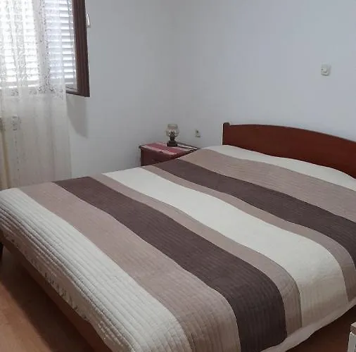 Merica Kneze شقة *